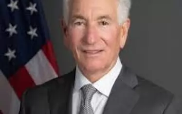 Париж забрани на посланика на САЩ да се среща с членове на правителството