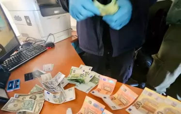 ГДБОП хвана суперкачествено фалшиво евро от Турция