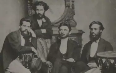 Иван Гюзелев (първият вляво) сред други студенти в Киев, 1870 г.