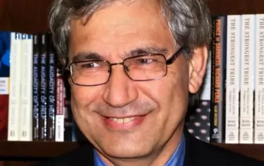 Орхан Памук