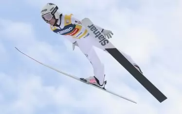 Ника Превц прелетя 242,5 м за нов световен рекорд в ски скоковете
