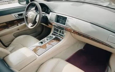 Автоаксесоари, които си струват: Какво най-често търсят шофьорите в Bazar.bg