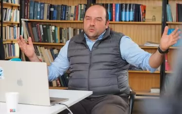 Обсерваторията в Рожен има нов директор
