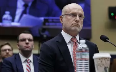 Американският медиен регулатор заплаши с отнемане на лицензи заради Иран
