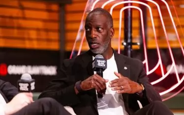 Легендата Майкъл Джонсън е обвинен в присвояване на $500 000