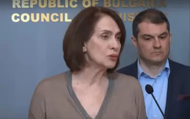 За утре е планиран полет за евакуиране на 300 българи от Оман