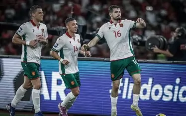 Националите спечелиха купа в Джакарта с голям късмет