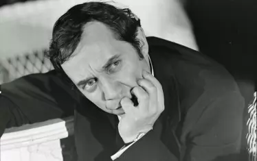  Биографията на актьора е свързана основно с театър "Българска армия".