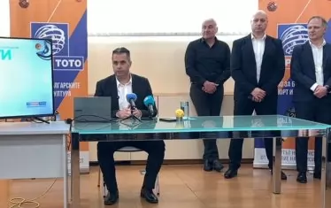 Дежавю: Шефът на тотото се оплаква, че го сменят