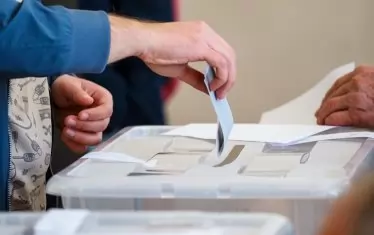 Изборният ден беше удължен заради огромни опашки