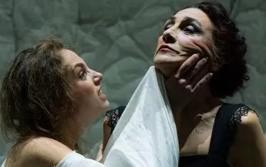  Орса обвинява майка си Мина (Жана Рашева) за своята провалена любов.