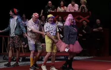  Албена Михова с "повтарячите" Георги Спасов, Ивайло Калоянчев и Александър Григоров.