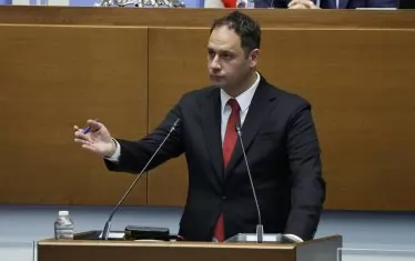 Петър Витанов ще води групата на ПБ.