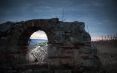  Най-ранното доказателство за еврейско присъствие е в римския град Улпия Ескус на Дунава.