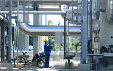 Германия продава местното поделение на "Газпром"