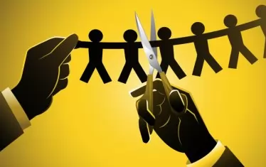 Технологичен гигант уволни десетки хиляди души с имейл в 6 ч. сутринта