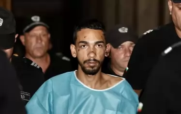 Младежът, който влетя с над 160 км/ч в автобус, получи 20 г.затвор