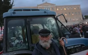 Гърци готвят блокада с трактори на пункт "Кулата"
