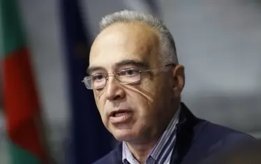 Мнозинството овладя напълно комисията за правилника на НС
