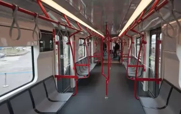  Така изглежда вътрешността на метровлаковете. 