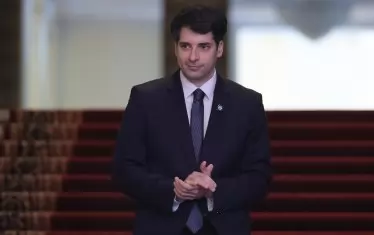 ПБ и ПП се скараха кой на кого да благодари за 1 млрд. евро от ЕС