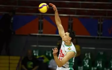 Александър Николов е нападател №1 във VNL 2026