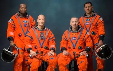 НАСА определи астронавтите за "Артемида III"