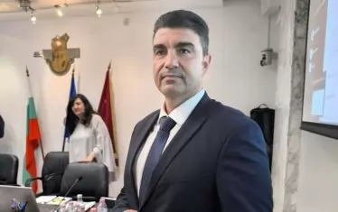 Адвокат е първият избран член на новата антикорупционна комисия