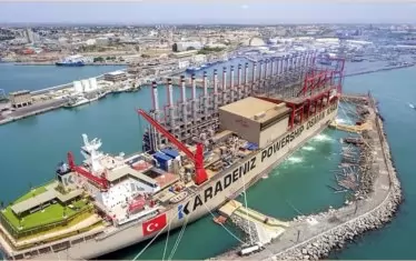 Турската Karpowership строи четири плаващи електроцентрали