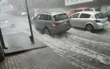 Летни бури удариха няколко града в страната