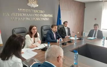 Кабинетът прекратява процедура за 250 млн. лв. за въглищните региони