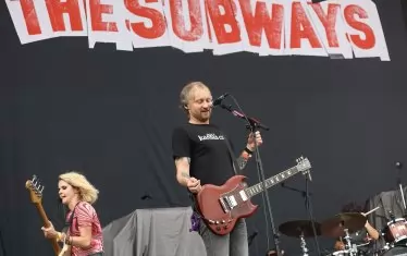 The Subways осигуриха фестивално настроение със своя енергичен пънк рок.
