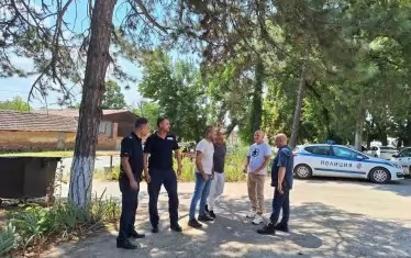 Шофьор на автобус заряза момче със специални потребности в жегата