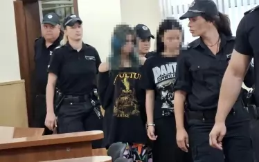 Само момичетата от обвинените за убийството в Пловдив обжалват ареста си