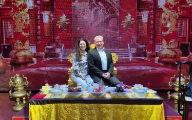  Христина Костова и проф. Станислав Семерджиев в Китай.