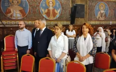 Патриархът прекъснал литургия заради освирквания срещу Митрофанова