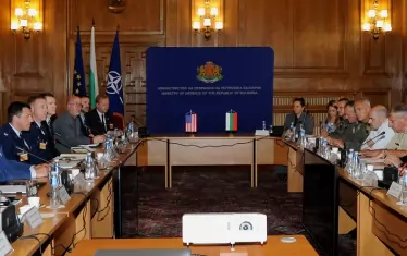  Момент от срещата в сградата на министерство на отбраната