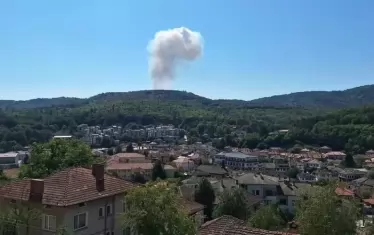 Трима са арестувани в Словакия при опит да подпалят фабрика за дронове