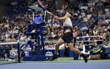 Шампионът бе детрониран в най-късния мач в историята на US Open