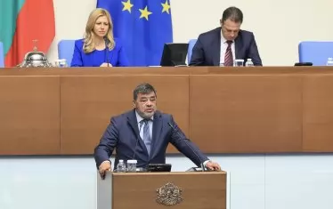 Критичните медии и будните граждани получиха защита от "делата шамари"