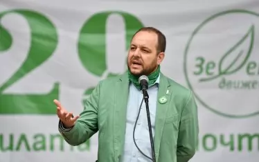 Прокуратурата връчи на Сандов обвинението за "Петрохан"