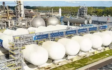 Нидерландия откри най-голямото съоръжение за улавяне на CO₂ в Европа