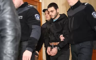 Сириецът, който уби с автобус двама полицаи в Бургас, ще лежи доживот