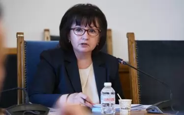 "Прогресивна България" се оплака от политически натиск заради Йотова