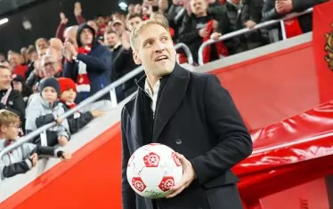 Стилиян Петров се върна от Англия заради откриването.