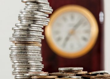 Държавата все още изплаща помощи за пандемията