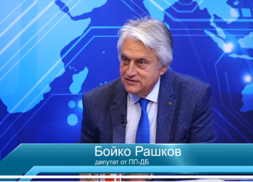 Калин Стоянов е бил чест гост на задържания в митническия скандал
