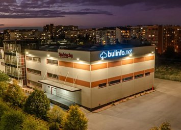 Една от първите интернет компании в България – Bulinfo.net, вече предлага хостинг услуги и за външни клиенти