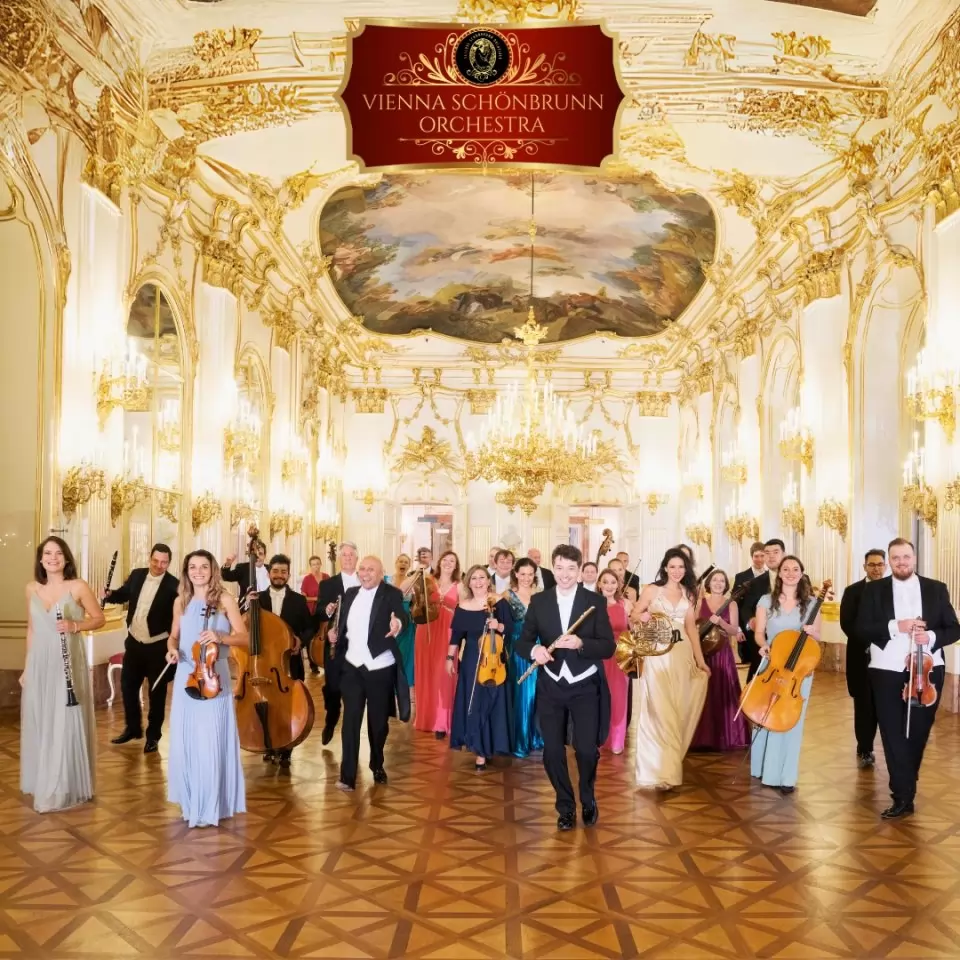 "Виена Шьонбрун Оркестра" продължава да популяризира духа на старата Европа по музикалните подиуми на планетата.