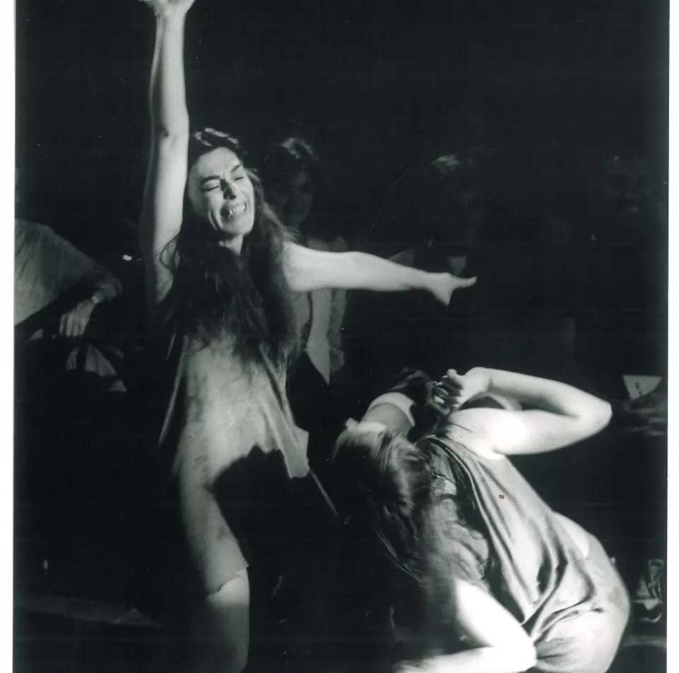 Елена Жандова на сцената в България.